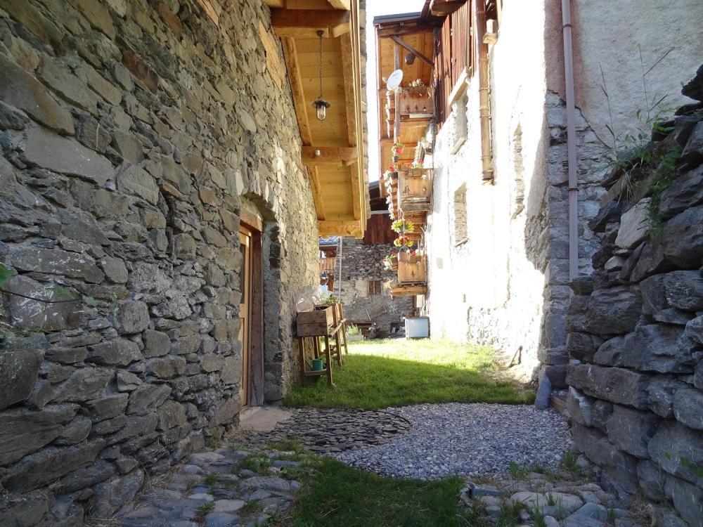 Maisonnette Grand Confort Dans Village De Montagne !